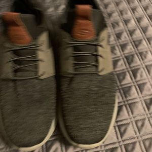 Skechers Classic Fit Air Cool Foam Men's Size 10